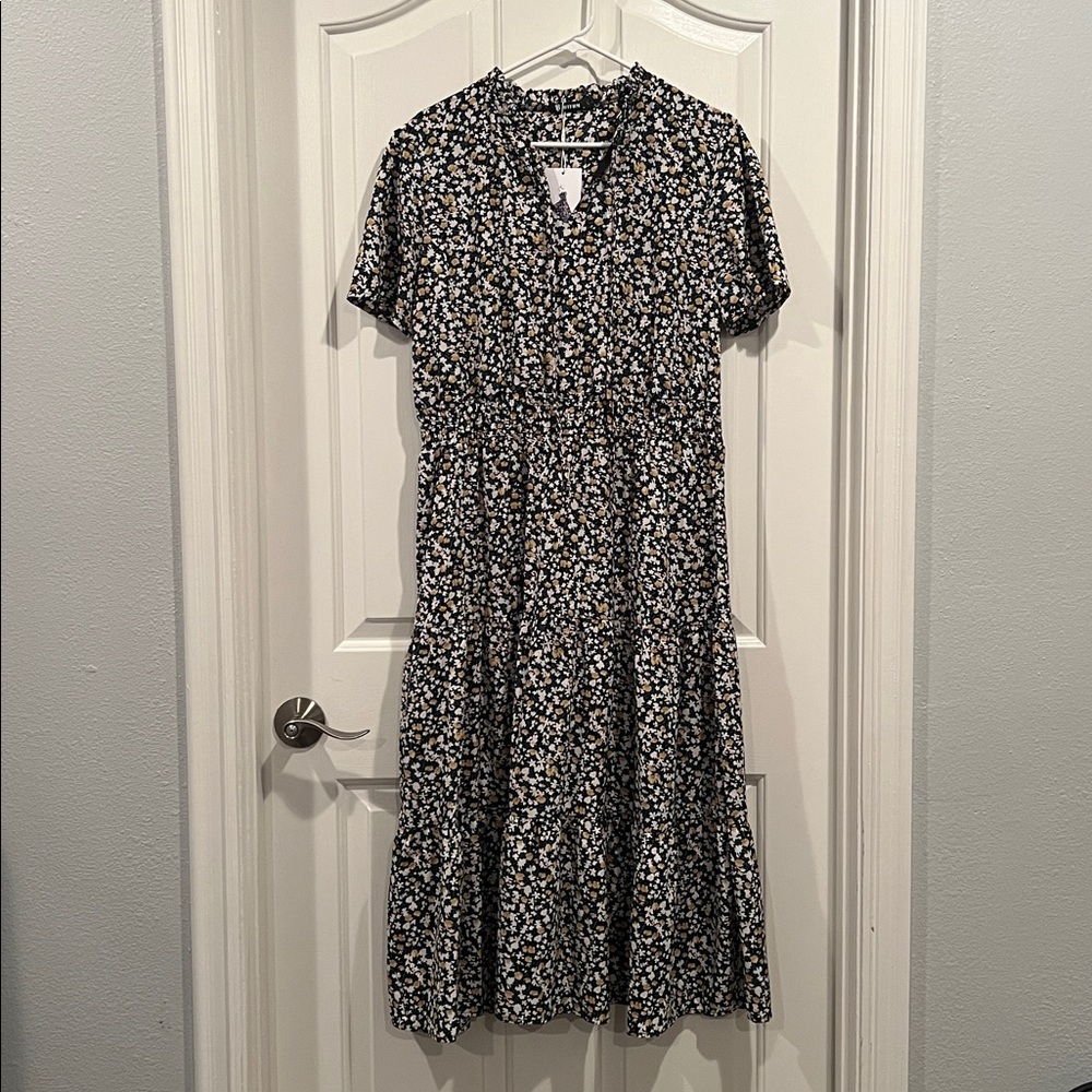 Chic Black Floral Maxi Dress